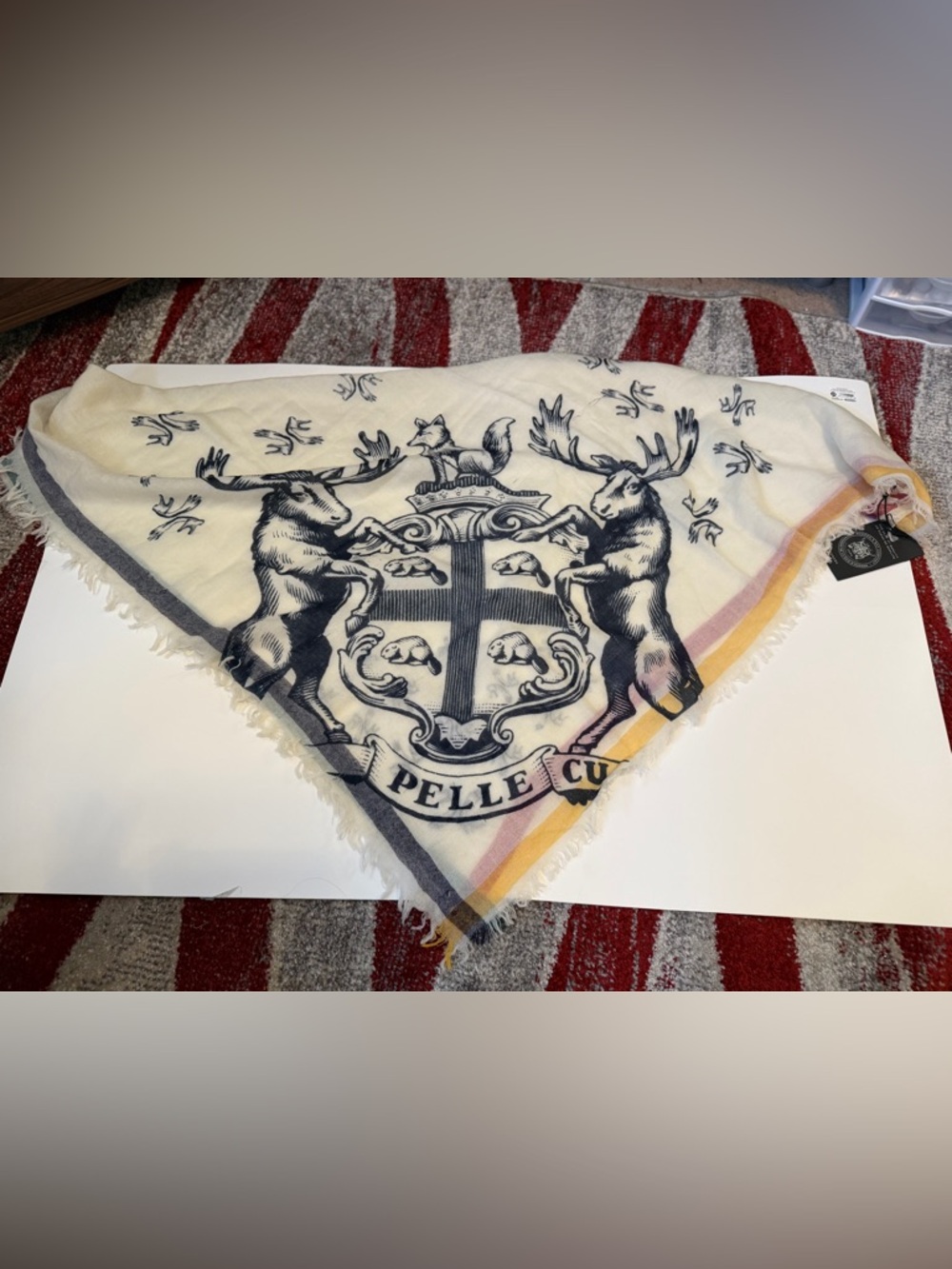Very rare! Vintage Hudson's Bay Company Lightweight scarf with Crest